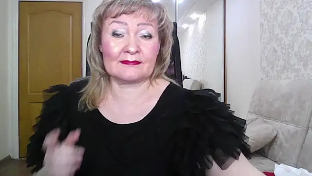 Snapshot of Victoria_secrets_ chatting on 03.02.26 Victoria secrets online show from 03.02.26