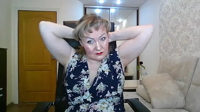 Snapshot of Victoria_secrets_ chatting on 03.17.26 Victoria secrets online show from 03.17.26