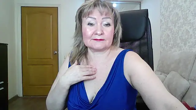 Snapshot of Victoria_secrets_ chatting on 03.27.26 Victoria secrets online show from 03.27.26