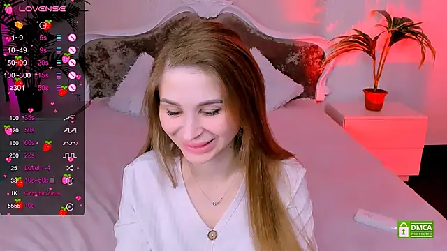 Snapshot of EvaRodi chatting on 03.14.25 EvaRodi online show from 03.14.25