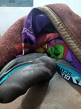 Snapshot of boyyouwant33 chatting on 02.15.25 boyyouwant33 online show from 02.15.25