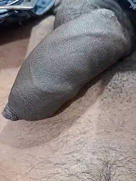 Snapshot of boyyouwant33 chatting on 02.19.25 boyyouwant33 online show from 02.19.25