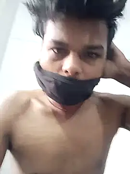 Snapshot of boyyouwant33 chatting on 03.22.25 boyyouwant33 online show from 03.22.25