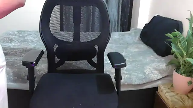 megancatluna online show from 03.14.26