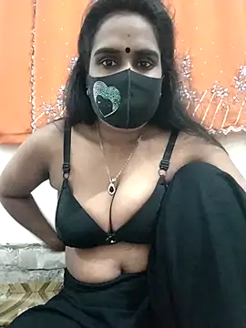 Snapshot of Mitila-3232 chatting on 02.16.25 Mitila-3232 online show from 02.16.25