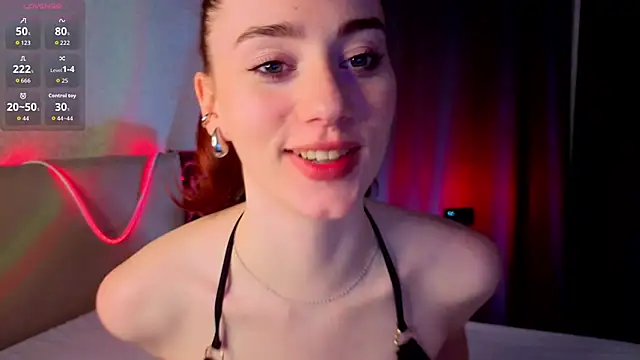 Snapshot of StacyWatts chatting on 06.24.26 StacyWatts online show from 06.24.26
