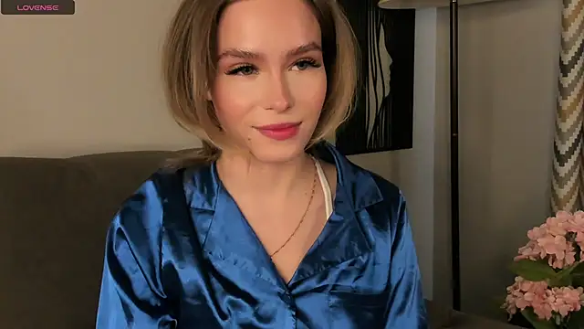 TaiteBayles online show from 03.23.25