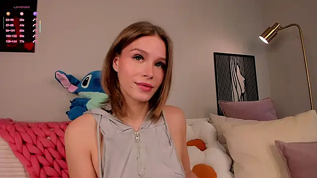 TaiteBayles online show from 09.26.25