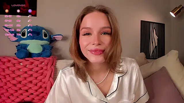 TaiteBayles online show from 09.29.25