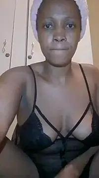 Snapshot of ChloeBab chatting on 03.17.25 ChloeBab online show from 03.17.25