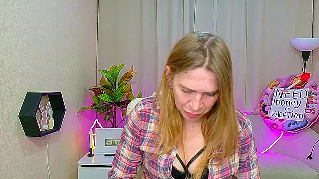 TessaDaybreak online show from 05.26.26