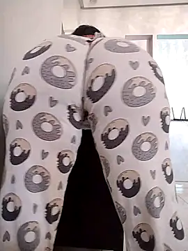 Snapshot of Dalou3a-69 chatting on 01.14.26 Dalou3a-69 online show from 01.14.26