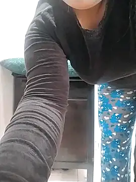 Snapshot of Dalou3a-69 chatting on 02.11.26 Dalou3a-69 online show from 02.11.26