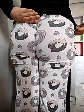 Snapshot of Dalou3a-69 chatting on 03.04.26 Dalou3a-69 online show from 03.04.26