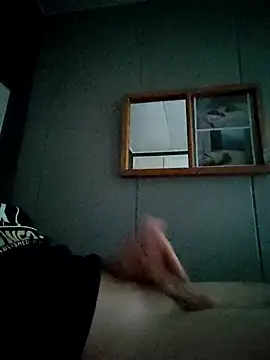 Snapshot of Teemu chatting on 09.10.25 Teemu online show from 09.10.25