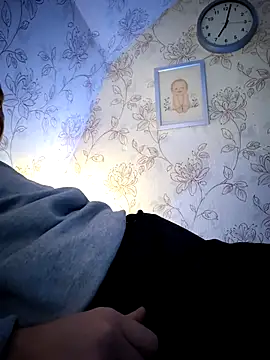 Snapshot of Teemu chatting on 11.07.25 Teemu online show from 11.07.25