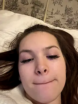 -Amora online show from 11.03.25