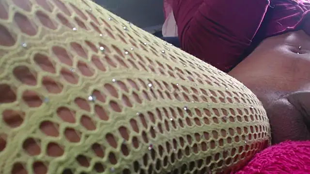 Snapshot of Gaby-sexy chatting on 06.18.26 Gaby-sexy online show from 06.18.26