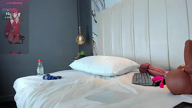 Snapshot of EvaMillins chatting on 11.07.25 EvaMillins online show from 11.07.25