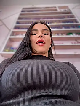 Naatalia online show from 12.16.25