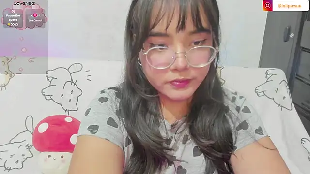 Naoko 7w7 online show from 04.28.26