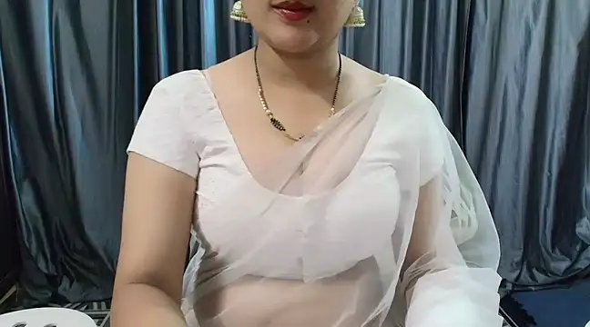 Snapshot of goldiwets chatting on 03.01.25 goldiwets online show from 03.01.25