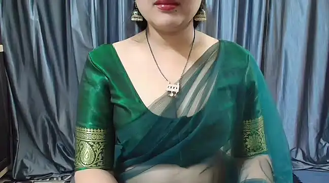 Snapshot of goldiwets chatting on 03.02.25 goldiwets online show from 03.02.25