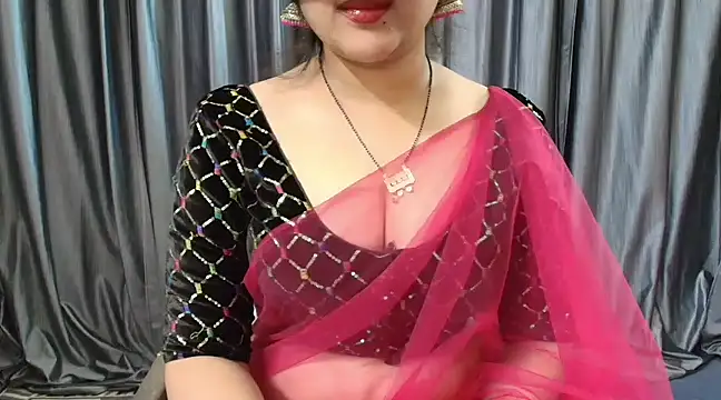 Snapshot of goldiwets chatting on 03.05.25 goldiwets online show from 03.05.25