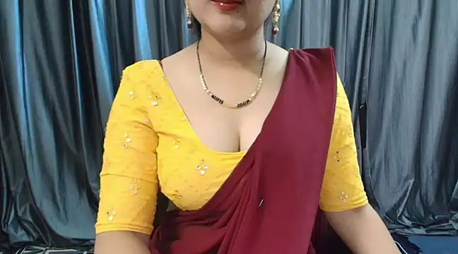 Snapshot of goldiwets chatting on 03.15.25 goldiwets online show from 03.15.25