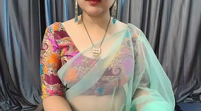 Snapshot of goldiwets chatting on 03.21.25 goldiwets online show from 03.21.25