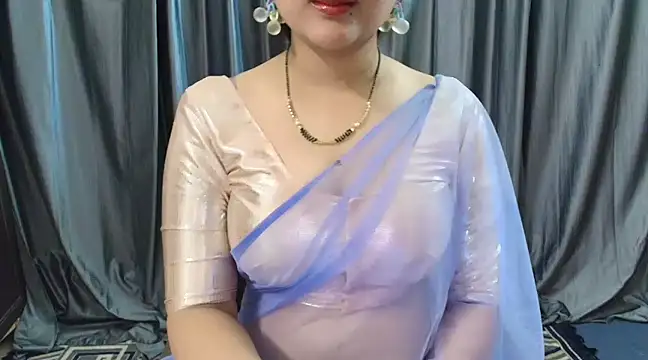 Snapshot of goldiwets chatting on 03.23.25 goldiwets online show from 03.23.25