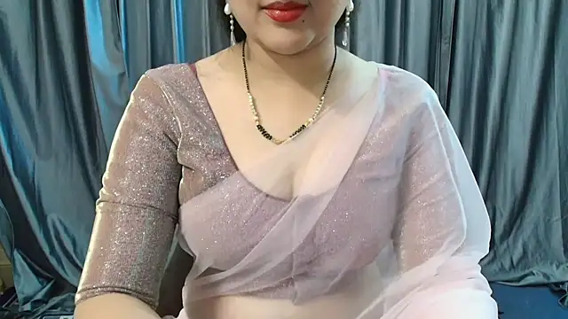 Snapshot of goldiwets chatting on 10.03.25 goldiwets online show from 10.03.25