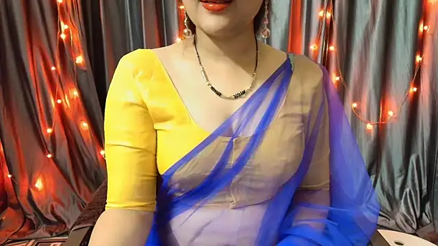 Snapshot of goldiwets chatting on 11.01.25 goldiwets online show from 11.01.25