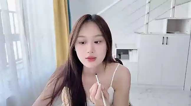 Cassie-20 online show from 02.28.25