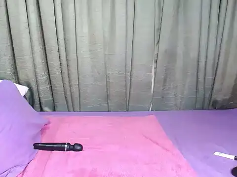 FunHotAssx97 online show from 02.25.25