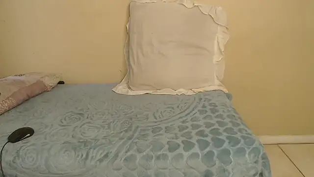 Snapshot of PinkMagic chatting on 09.09.25 PinkMagic online show from 09.09.25