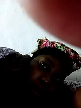 Snapshot of PinkMagic chatting on 11.15.25 PinkMagic online show from 11.15.25