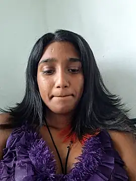 Snapshot of indianpink_lips chatting on 03.10.25 indianpink lips online show from 03.10.25