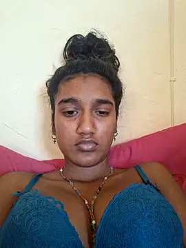 Snapshot of indianpink_lips chatting on 09.11.25 indianpink lips online show from 09.11.25