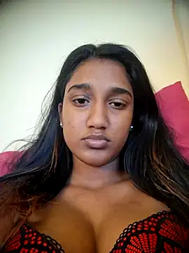 Snapshot of indianpink_lips chatting on 11.20.25 indianpink lips online show from 11.20.25