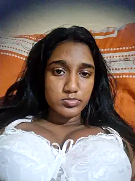 Snapshot of indianpink_lips chatting on 11.23.25 indianpink lips online show from 11.23.25