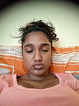 Snapshot of indianpink_lips chatting on 11.26.25 indianpink lips online show from 11.26.25