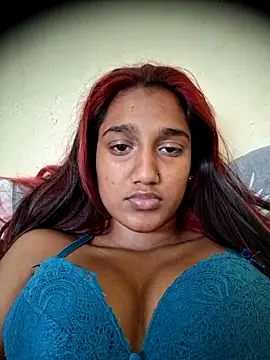 Snapshot of indianpink_lips chatting on 12.14.25 indianpink lips online show from 12.14.25