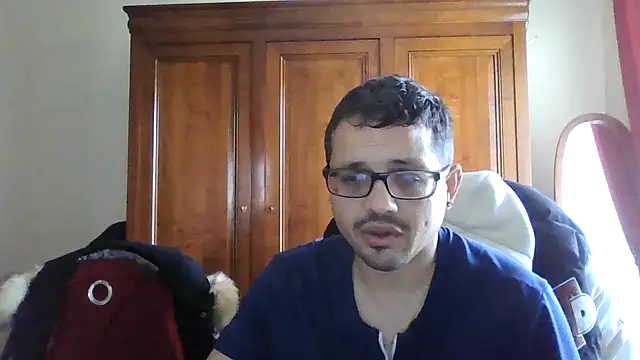 Snapshot of cpl9142 chatting on 02.14.25 cpl9142 online show from 02.14.25