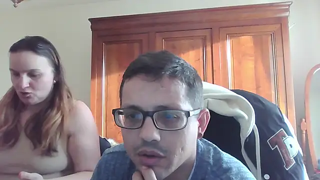 Snapshot of cpl9142 chatting on 02.18.25 cpl9142 online show from 02.18.25