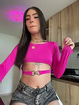 candycami19 online show from 04.30.26