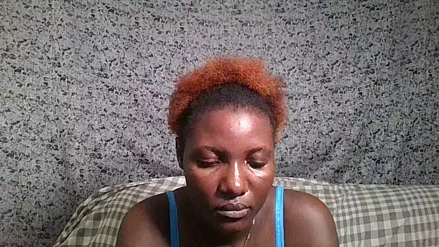 Snapshot of Ebony_dolcy chatting on 11.07.25 Ebony dolcy online show from 11.07.25