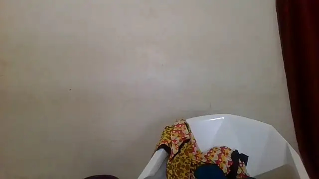 Snapshot of Ebony_dolcy chatting on 11.13.25 Ebony dolcy online show from 11.13.25