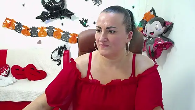 DianaMGG online show from 10.24.25