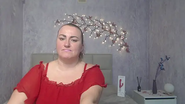 DianaMGG online show from 02.17.26
